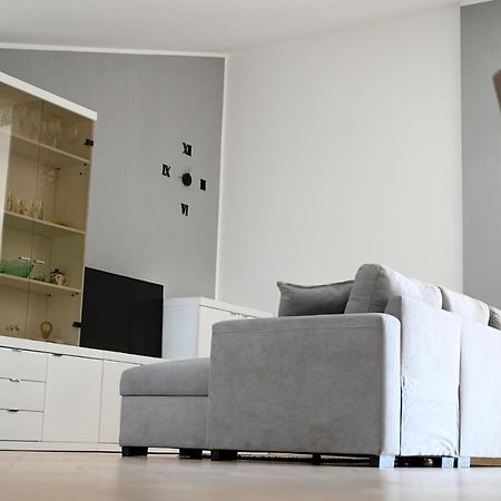 Apartamento Charlotte Marconia Exterior foto