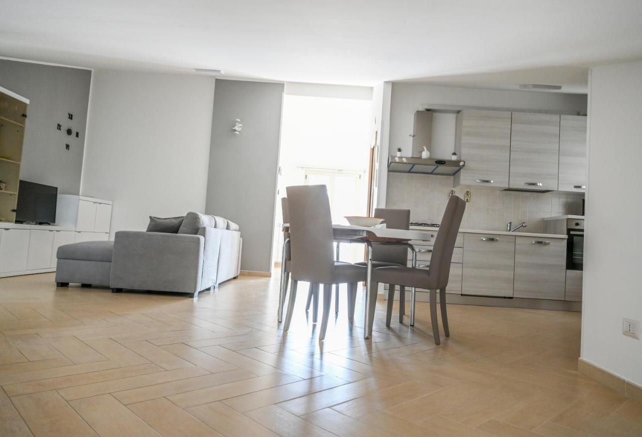 Apartamento Charlotte Marconia Exterior foto
