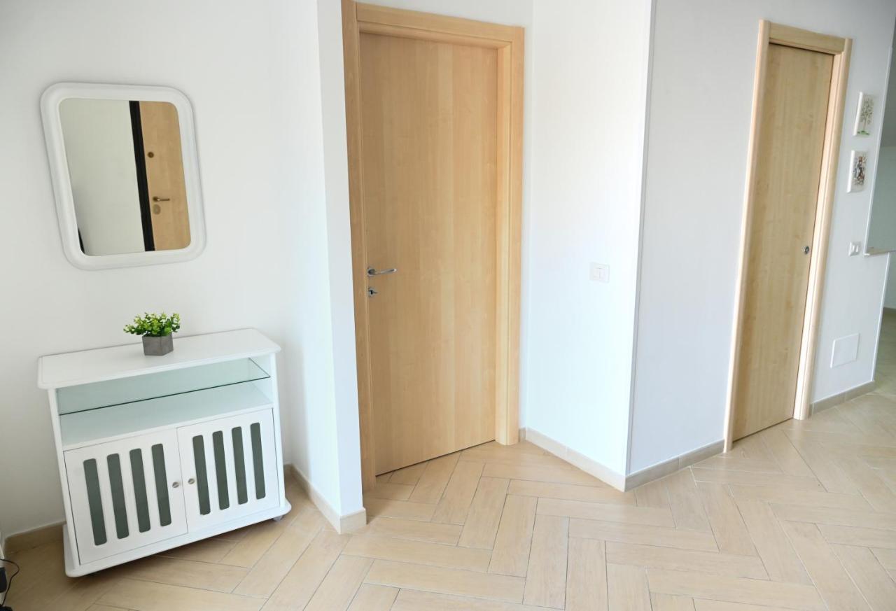 Apartamento Charlotte Marconia Exterior foto
